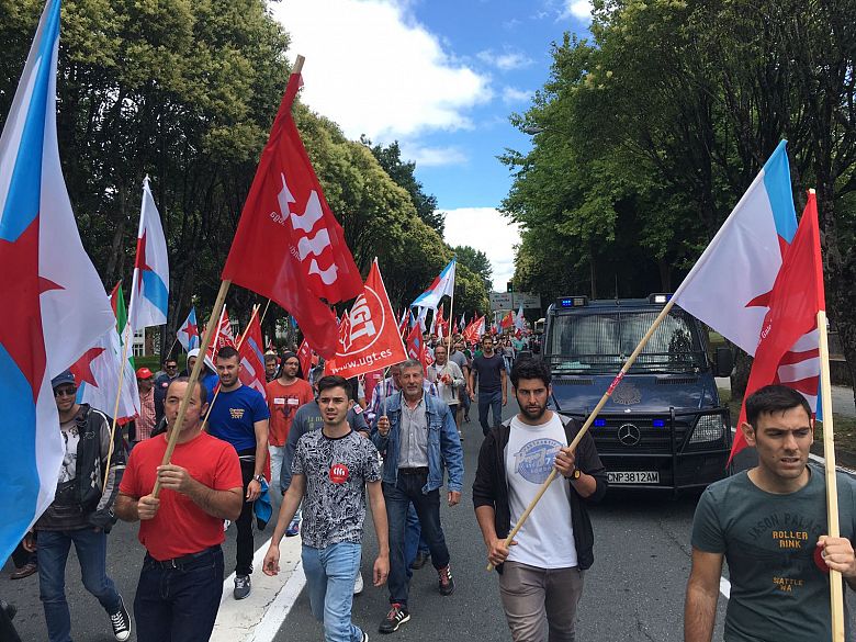 17-07-20 FolgaMetalManifaCompostela05.jpg